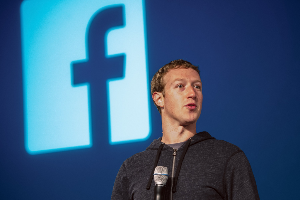 Mark Zuckerberg Prepares Meta Employees for a Tougher 2022